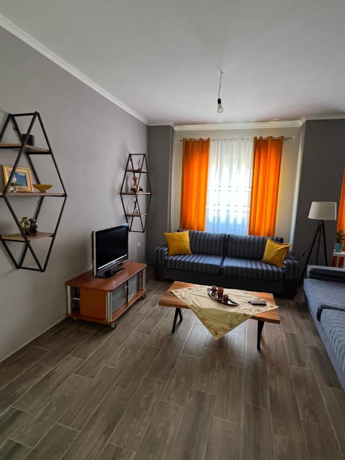 Rent Room Vlora Vlorë Exterior foto