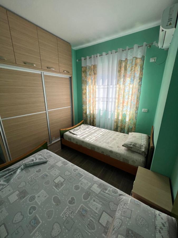 Rent Room Vlora Vlorë Exterior foto