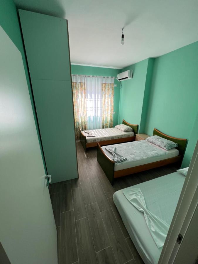 Rent Room Vlora Vlorë Exterior foto